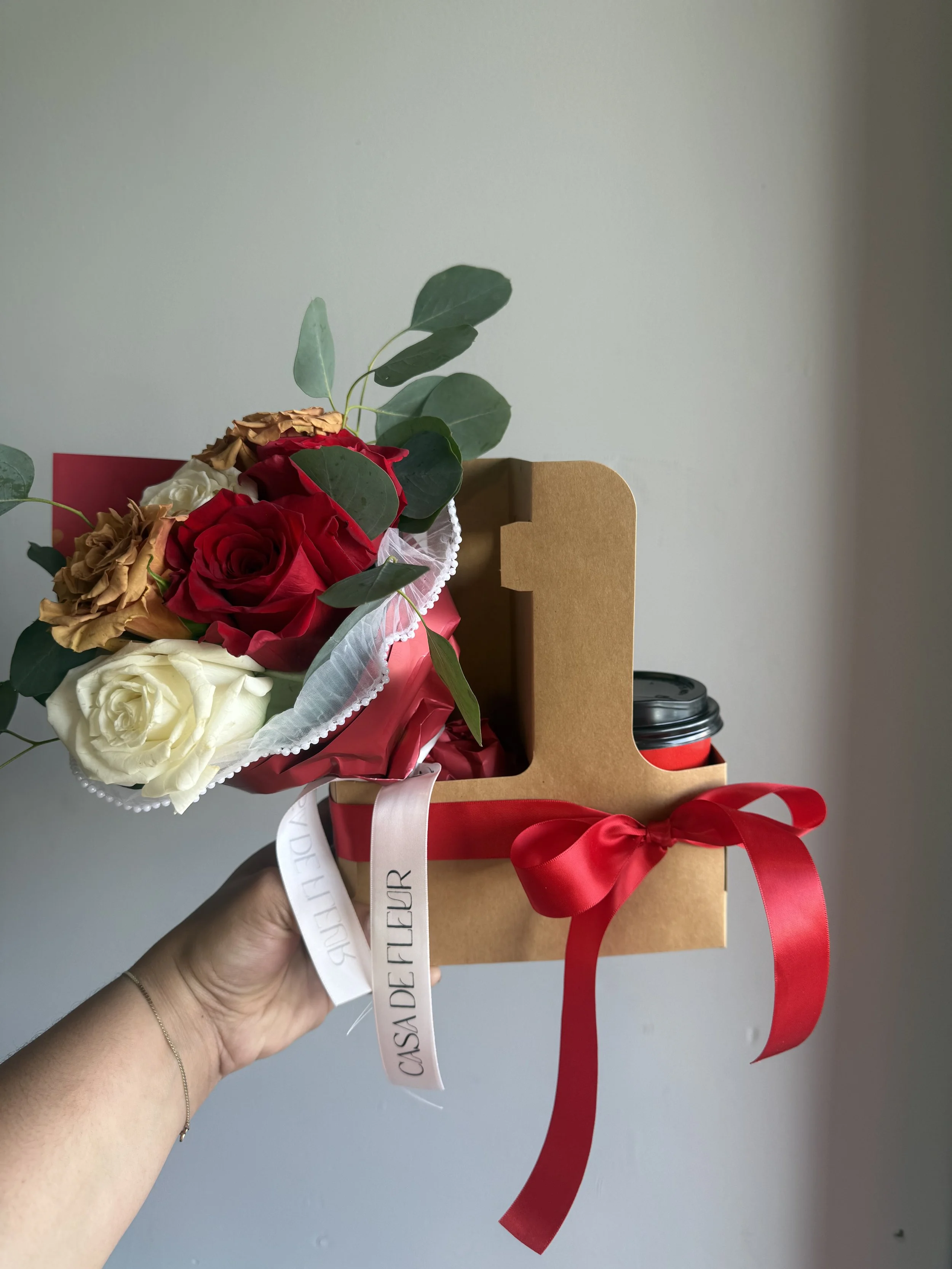 LOVERS FLEURS + COFFEE