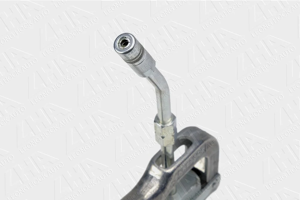 Pneumatic grease control gun detail