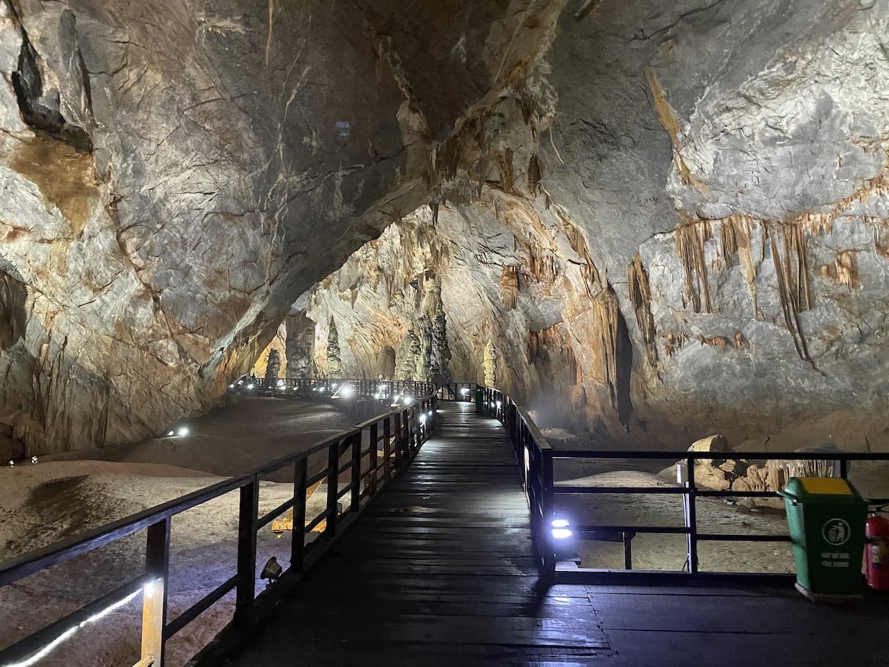 Wooden path in Paradise cave