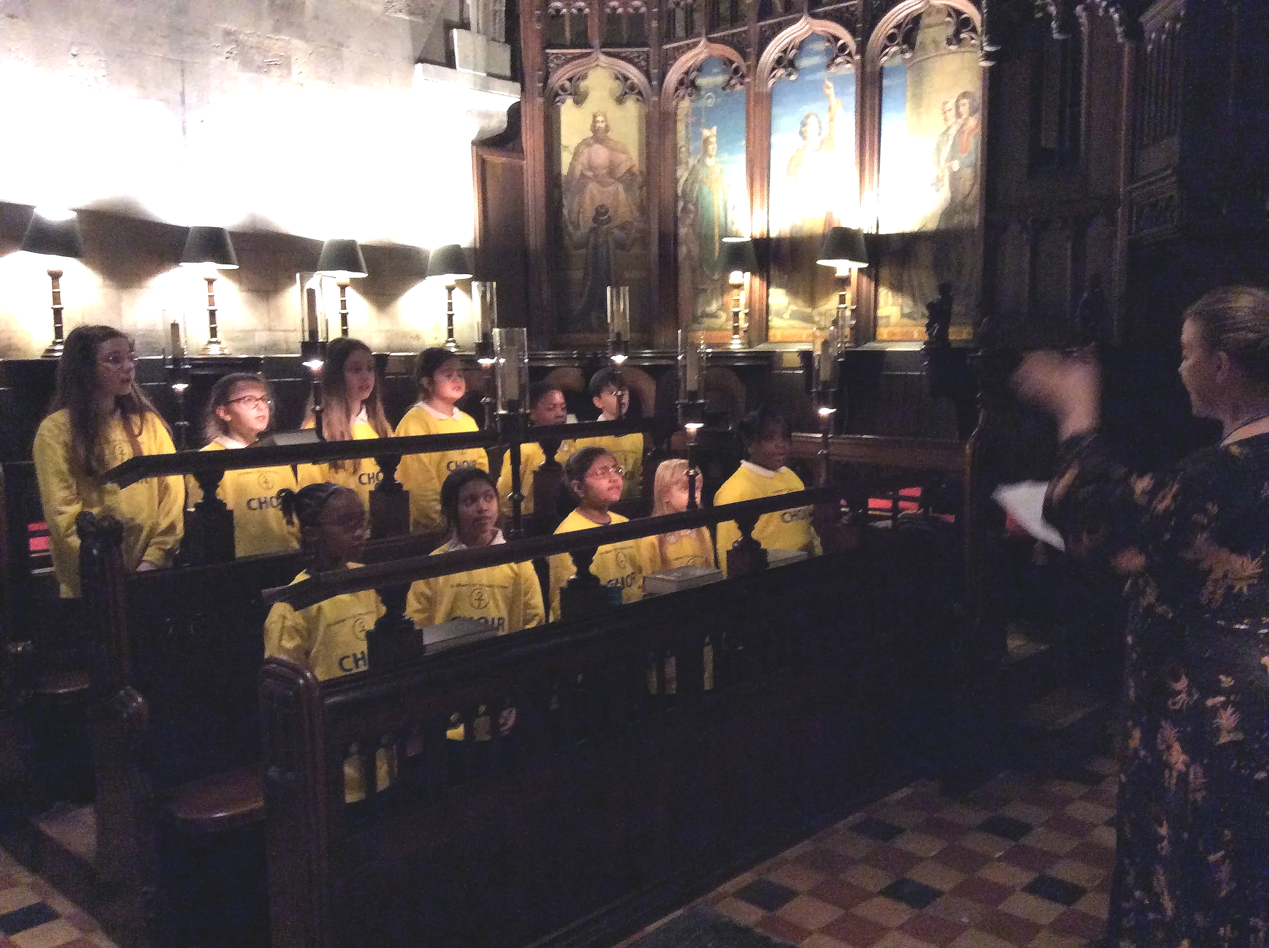 Choir+at+Action+Syria+Carols+3.png
