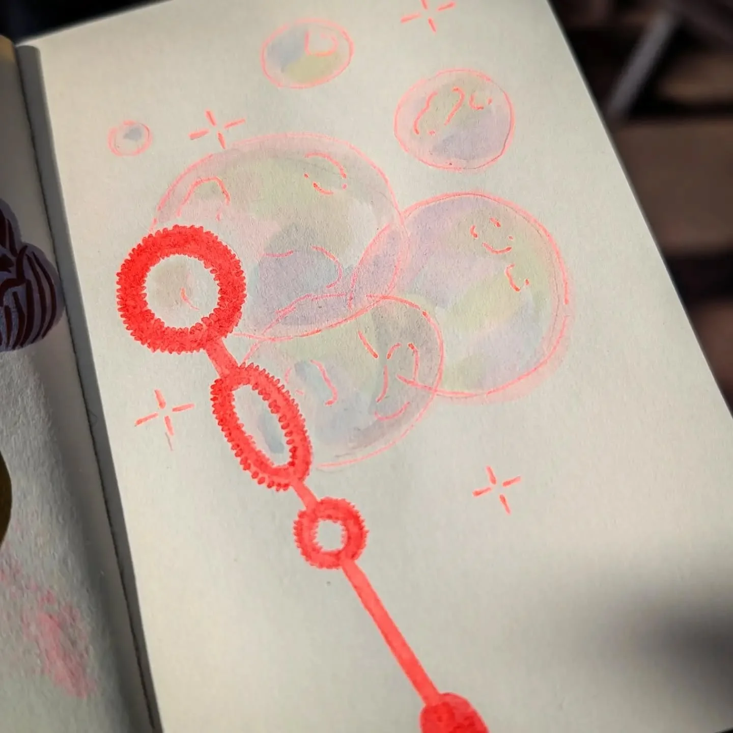 Peachtober day 7 : 𝕓𝕦𝕓𝕓𝕝𝕖 💭 

A bubble wand is so recognisable and reminiscent to me 🙂&zwj;↕️

#peachtober26bubble #peachtober26 #drawdaily #magical #nostalgia