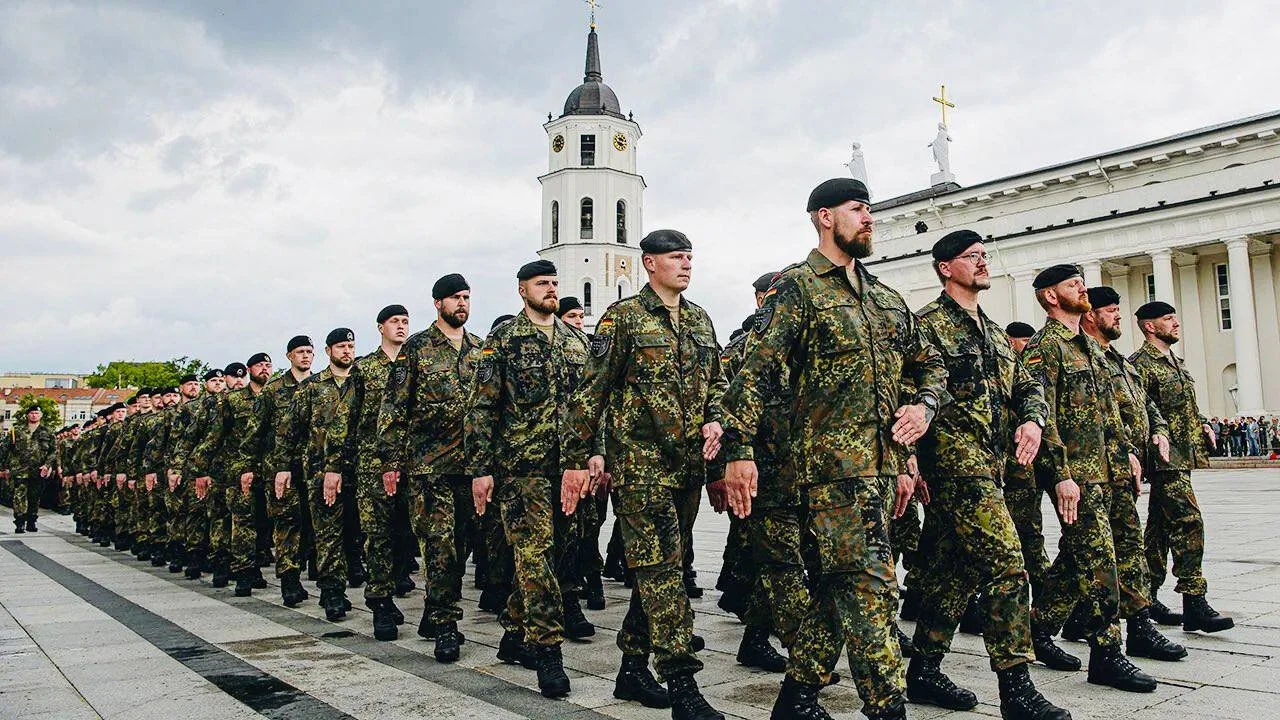 Duitsland: mannen tussen 17 en 45 jaar hebben voortaan toestemming nodig om het land te verlaten