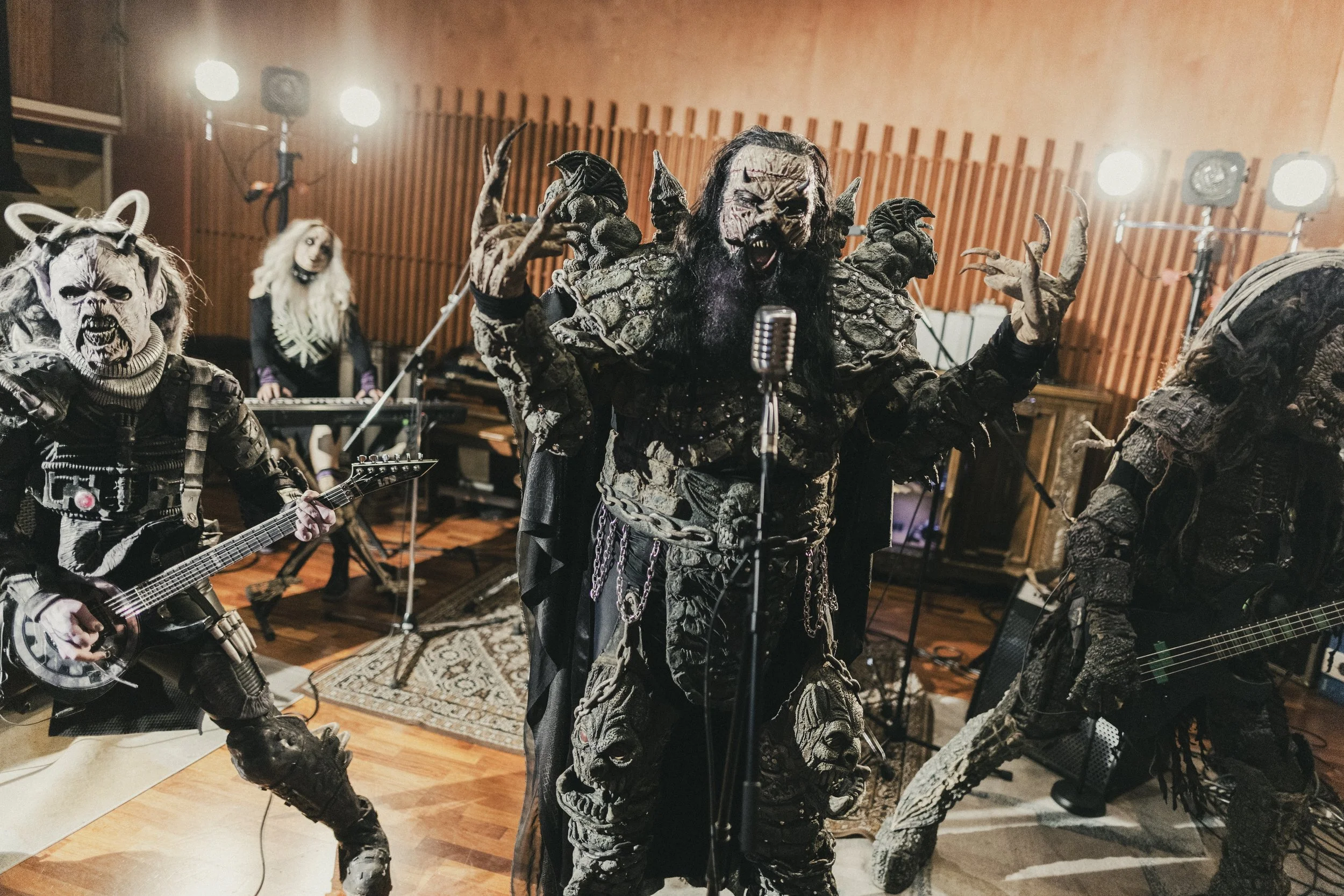 OnePlus x Lordi_Made of Metal7.jpg