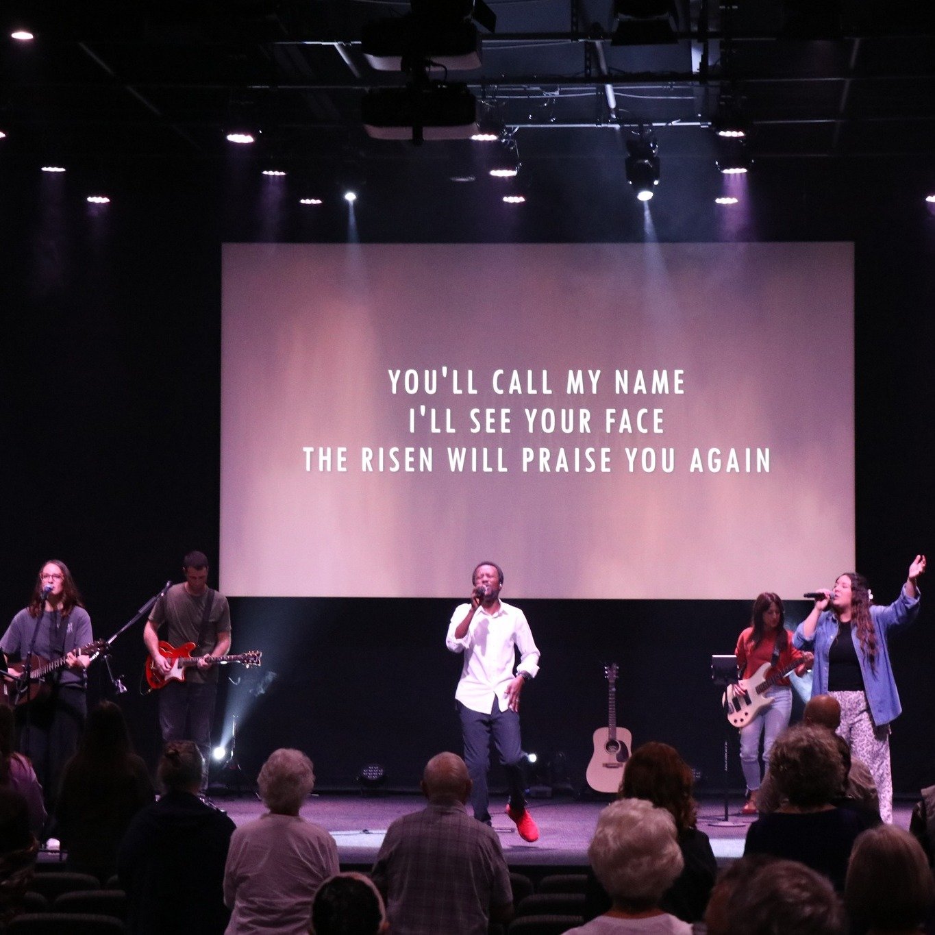 📸: Sunday Shots

_______

Join us Sundays at 8:45 + 10:45 AM