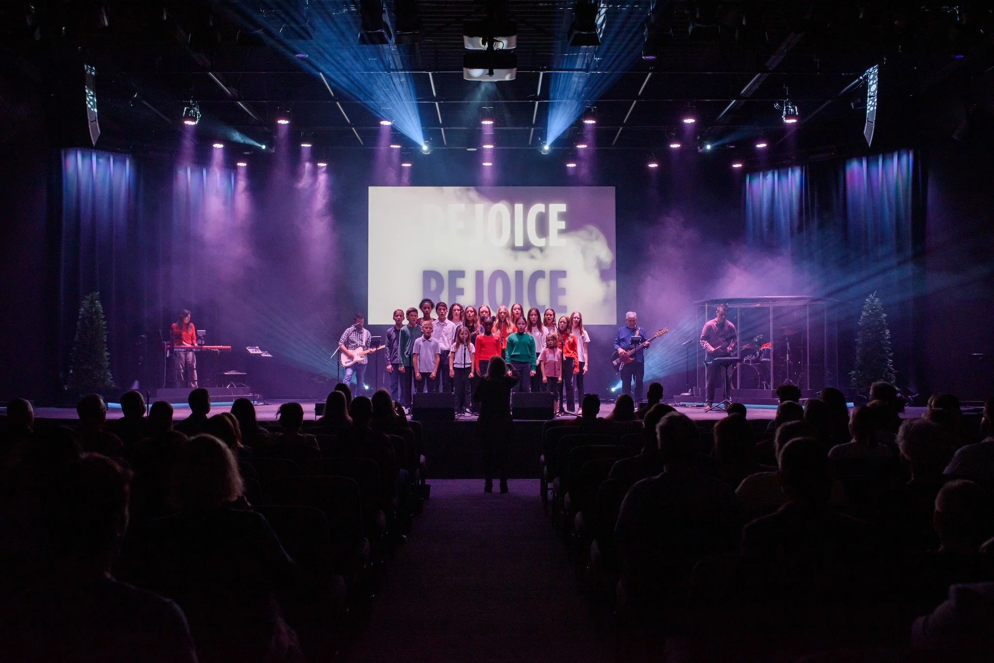 Christmas Eve pictures are back...and WOW what a night we had. ❤