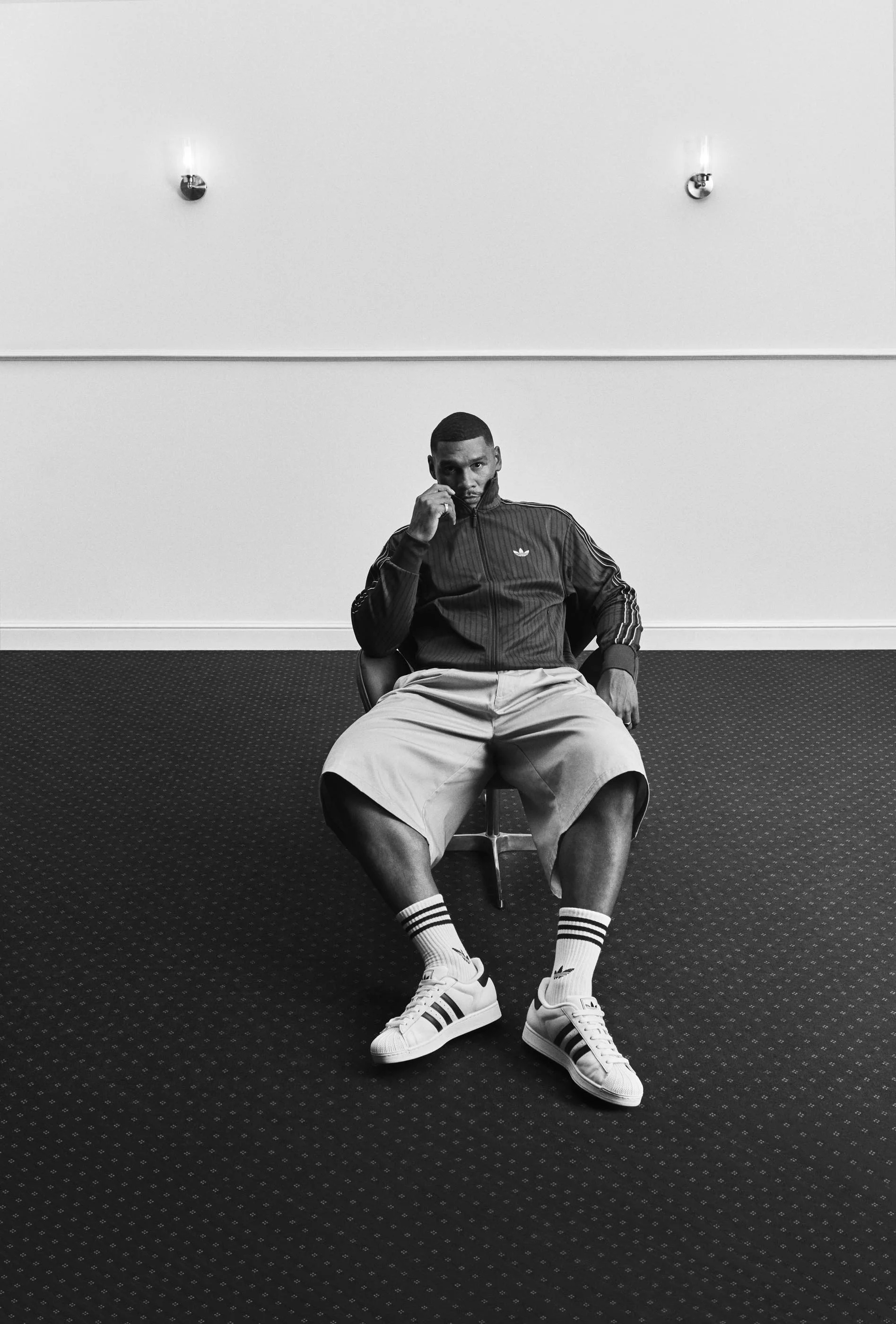 2026_02_25_ADIDAS_SUPERSTAR_BURST_02_Full Length_1537W1.jpg