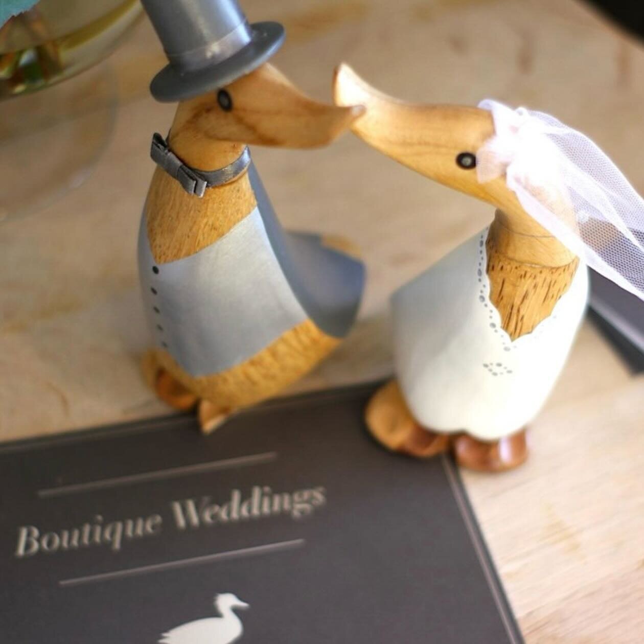 👰❤🦆 Say &ldquo;I do&rdquo; in style at the award-winning, picturesque Fuzzy Duck! Not only can your dream reception unfold in our stunning boutique venue, but you can also tie the knot with us! 😊 

Nestled in the heart of beauty at 📍 Ilmington Rd
