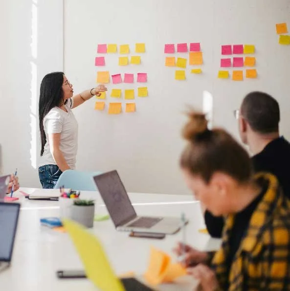 Consulta pública a la comunidad profesional