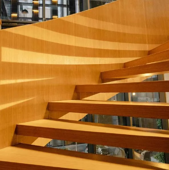 Tecnología de la Madera en el Diseño Estructural Abril