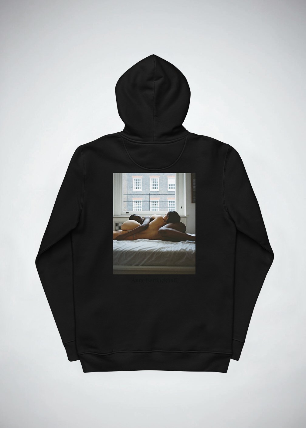 weareall_annebarlinckhoff_hoodie_black_back.jpg