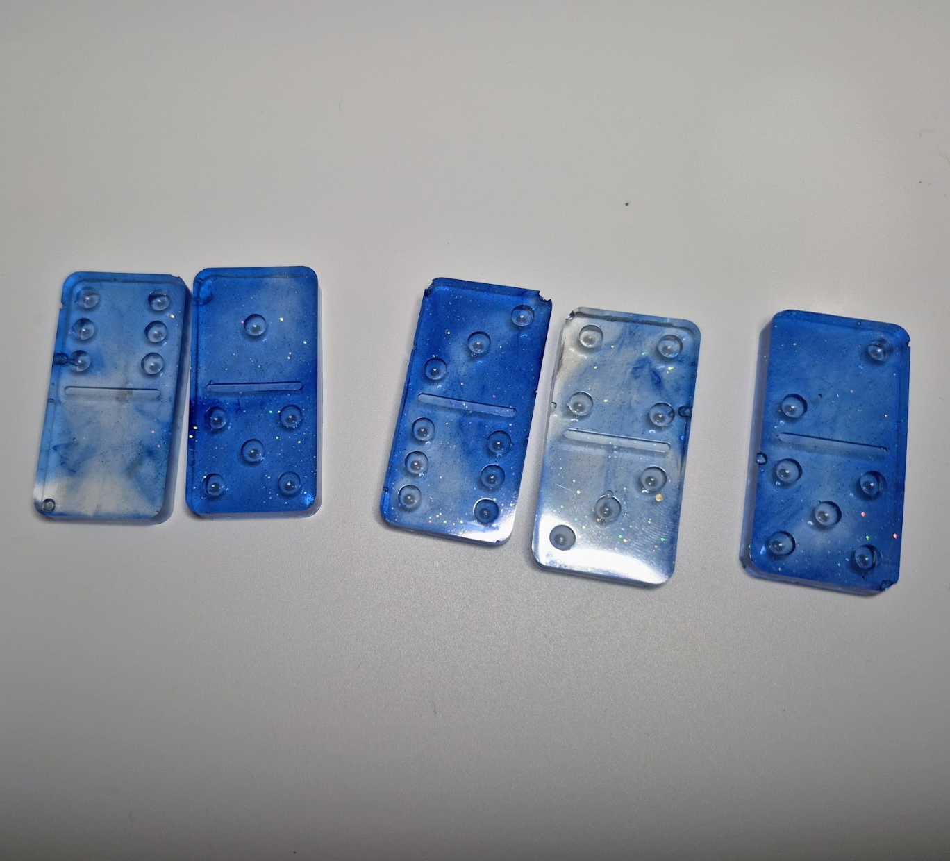 Glitter Cloudy Dominos