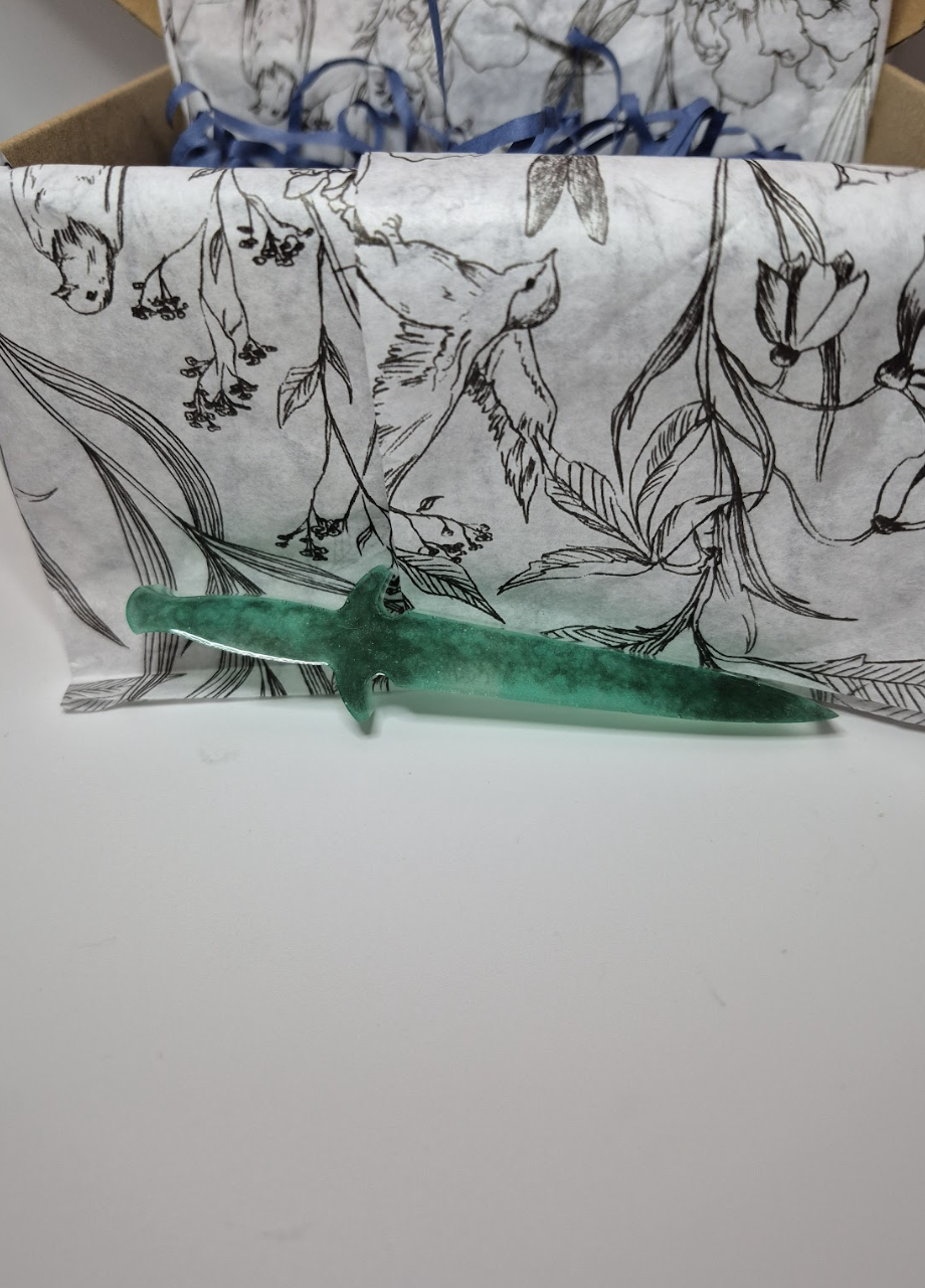 Emerald Resin Blade