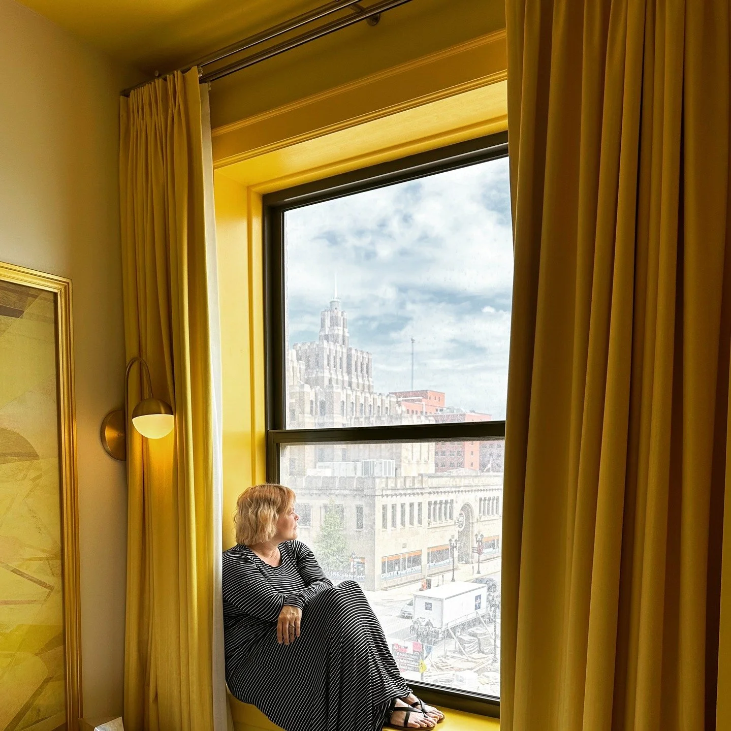 Contemplating my next step in business. How do you all know when you're ready to go "all-in" on what your heart is pulling you towards? #aggressiveoptimism