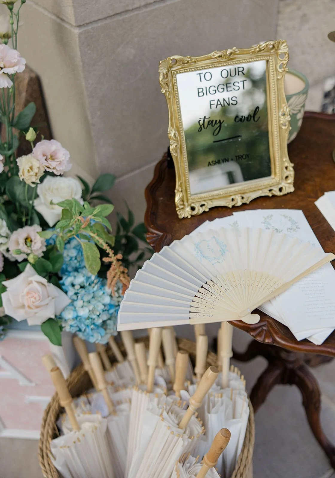 wedding-guest-favor-ideas (11).jpg