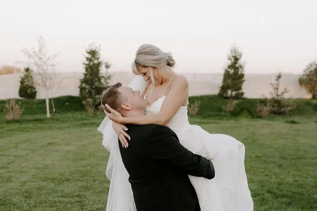 The Midnight Gem Wedding, Taylor &amp; Steven