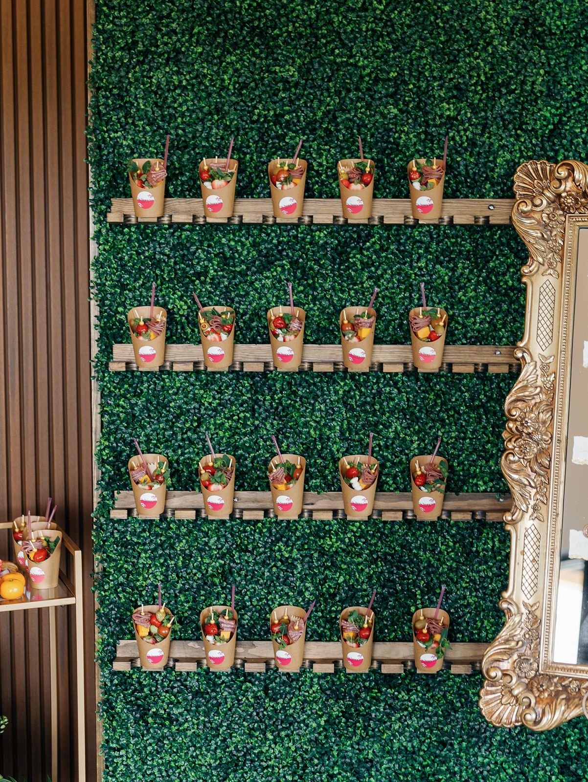 Appetizer-ideas-for-cocktail-hour (2).jpg