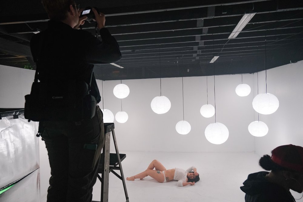 HOW TO LIGHT FOR MUSIC VIDEOS