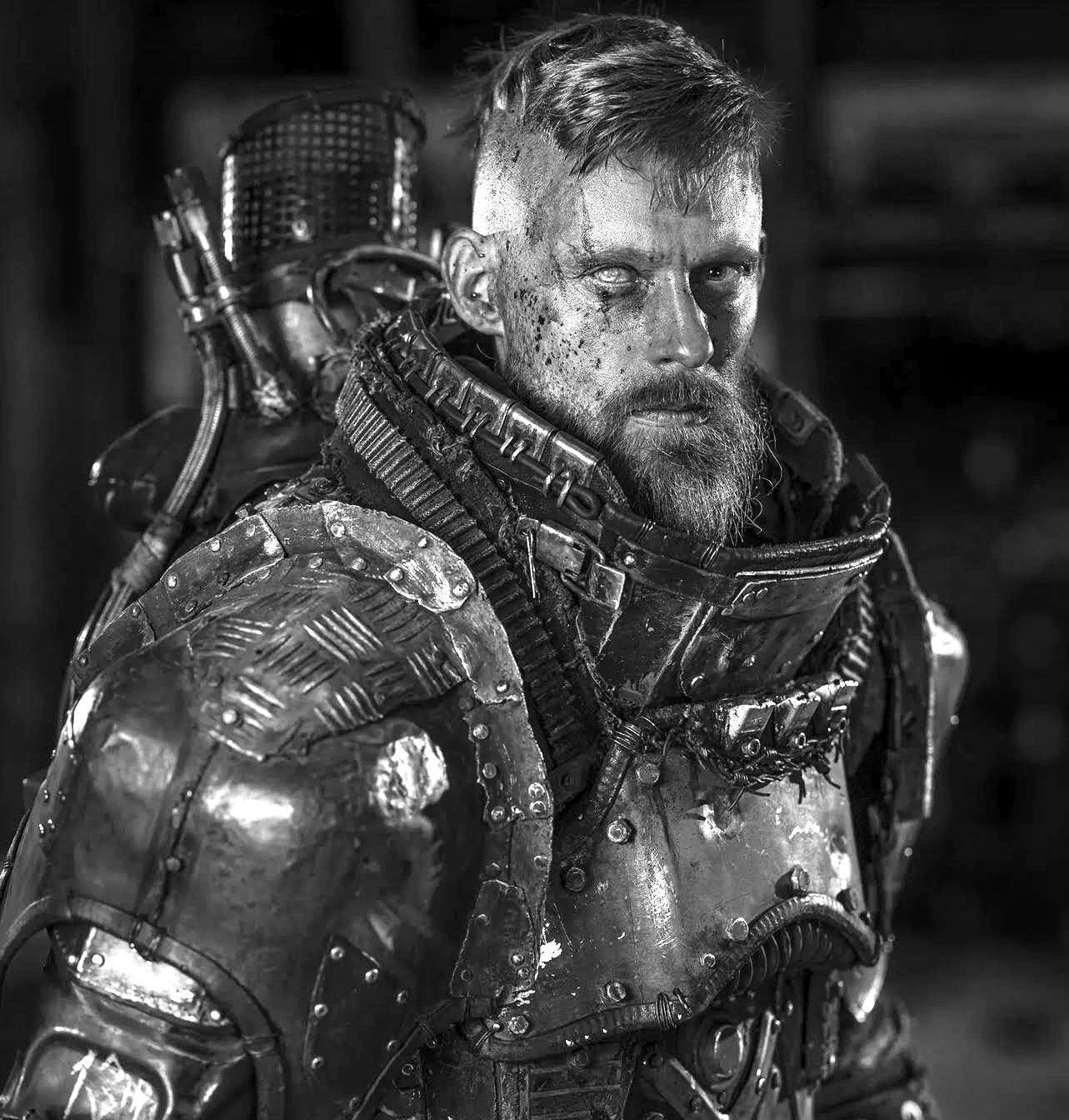 Erik Warg (Wardrobe)
