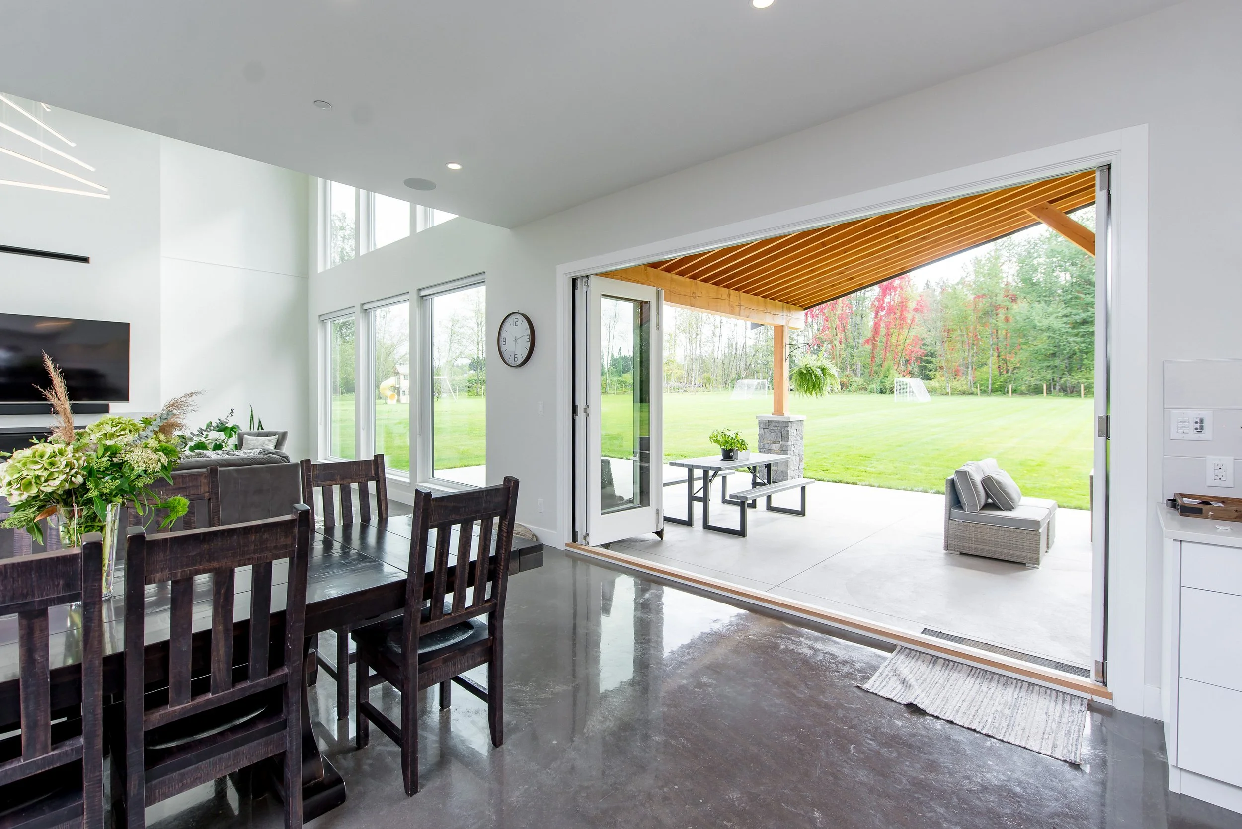 Jon and Tash-0257.jpg