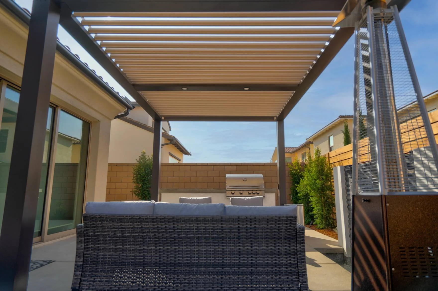 4k-Aluminum-Patio-Cover.jpg