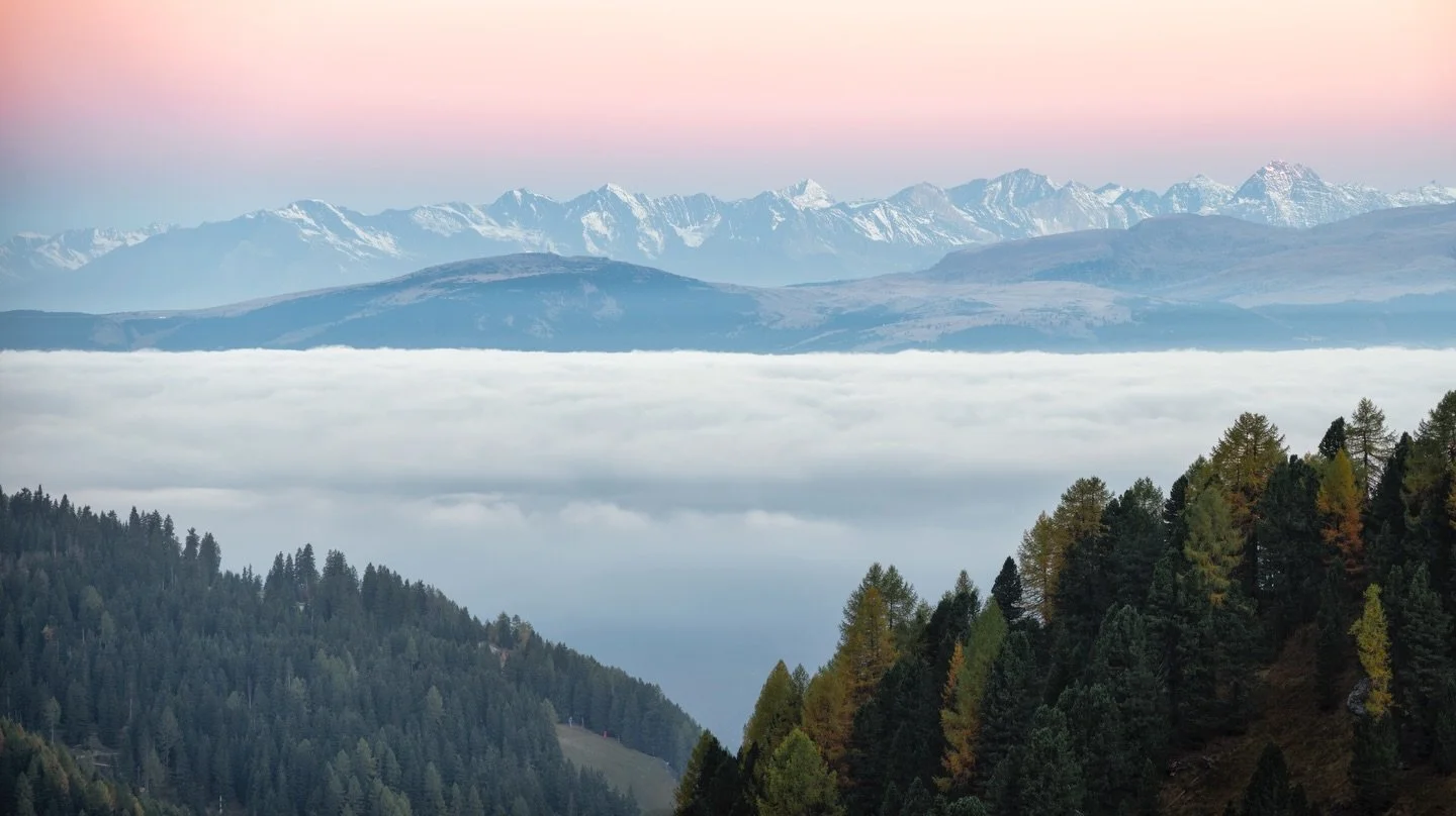 On the way to a location, I saw this breathtaking view. So I pulled over to the side of the road and took this photo with my zoom lens. A beautiful morning! 🩷

ℹ️ Nikon Z8 &bull; Nikon NIKKOR Z 24-200mm F/4.0-6.3 VR

@nikonnl #NikonNL #sunrise #land