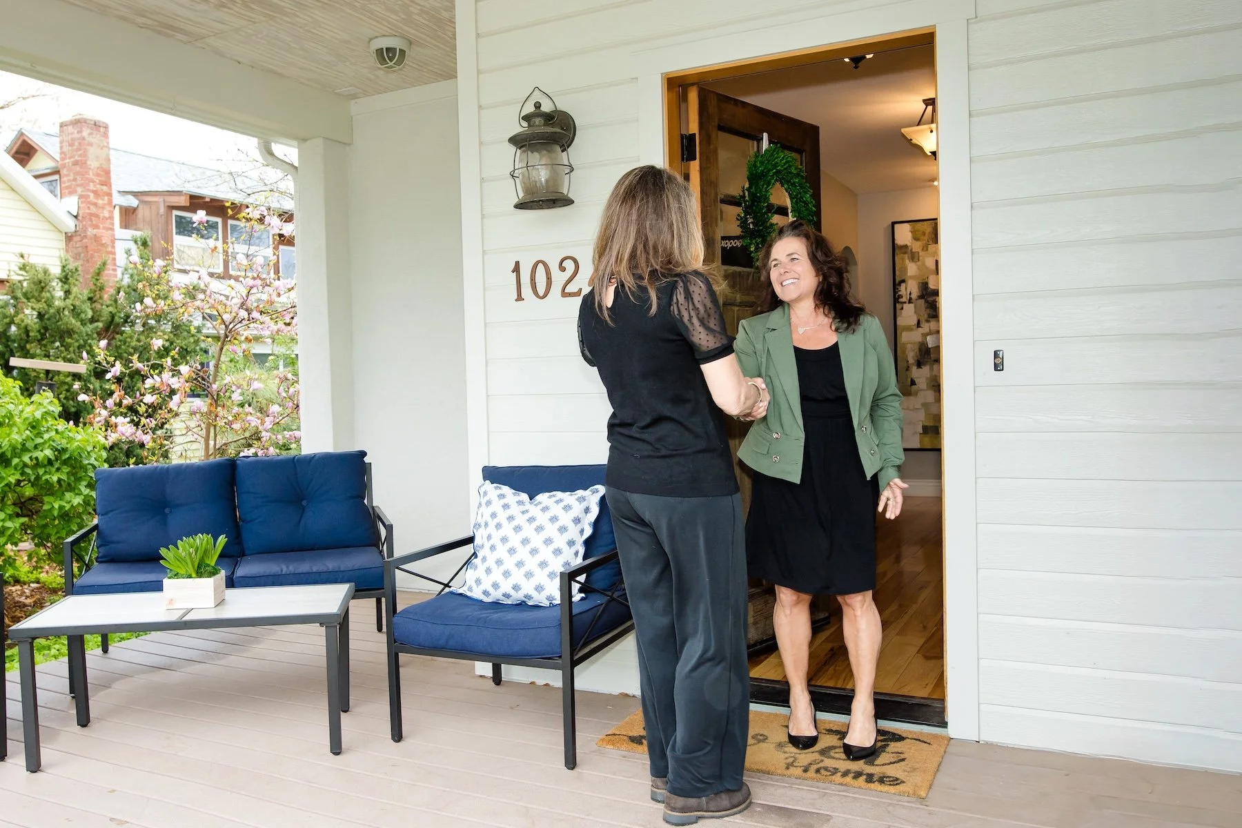 Fox-Jen-Front-Door-Greeting.jpg