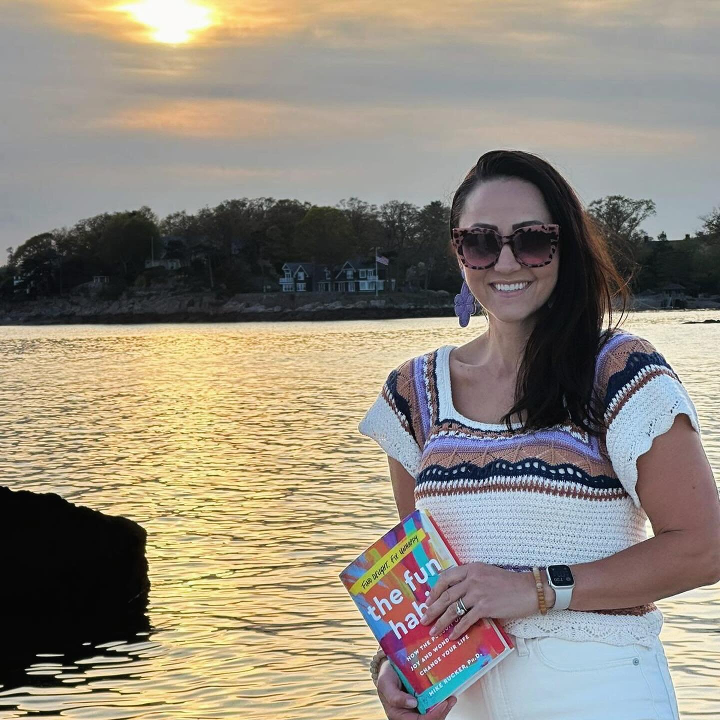 Scenes from the first Mindful Book Club 📖💓💌🗣️🥗🌅

The Fun Habit by @thewonderoffun was the perfect book to kick things off with a focus on how the pursuit of joy and wonder can change your life. Based on the feedback from some of our members ➡️,