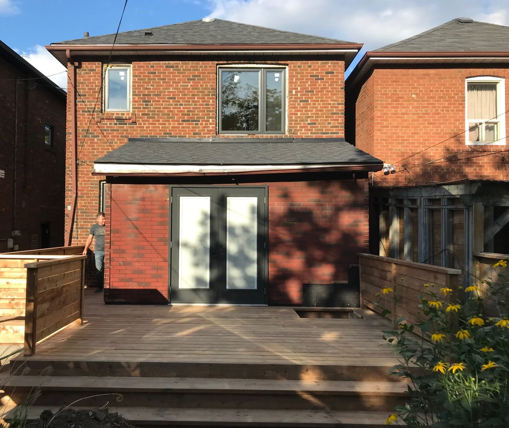 Deck Roncesvalle GTA Toronto Roncey Contractor Deck Experts Stairs