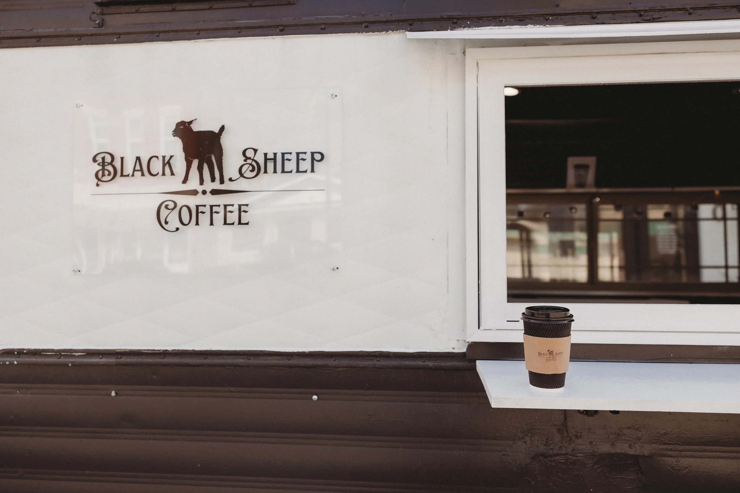 AlwaysFlourishingPhotography_BlackSheepCoffee-10.jpg