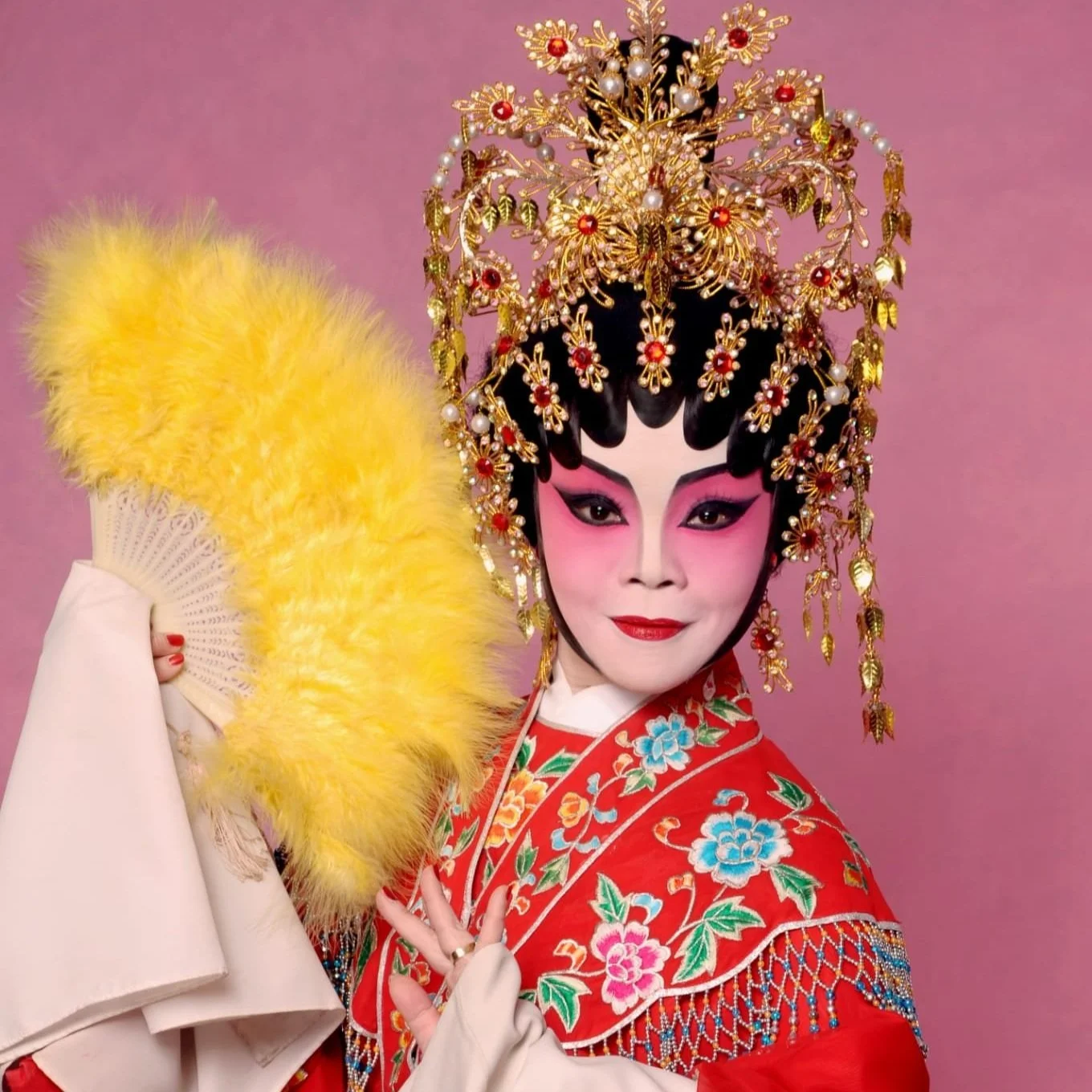 Elaine Tsang.jpg
