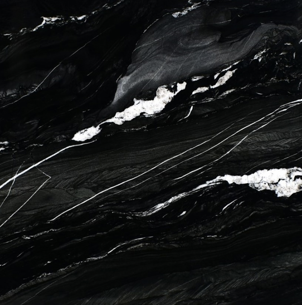 Andes Black quartzite