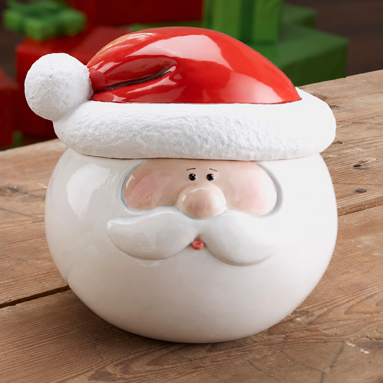 santa cookie jar.png
