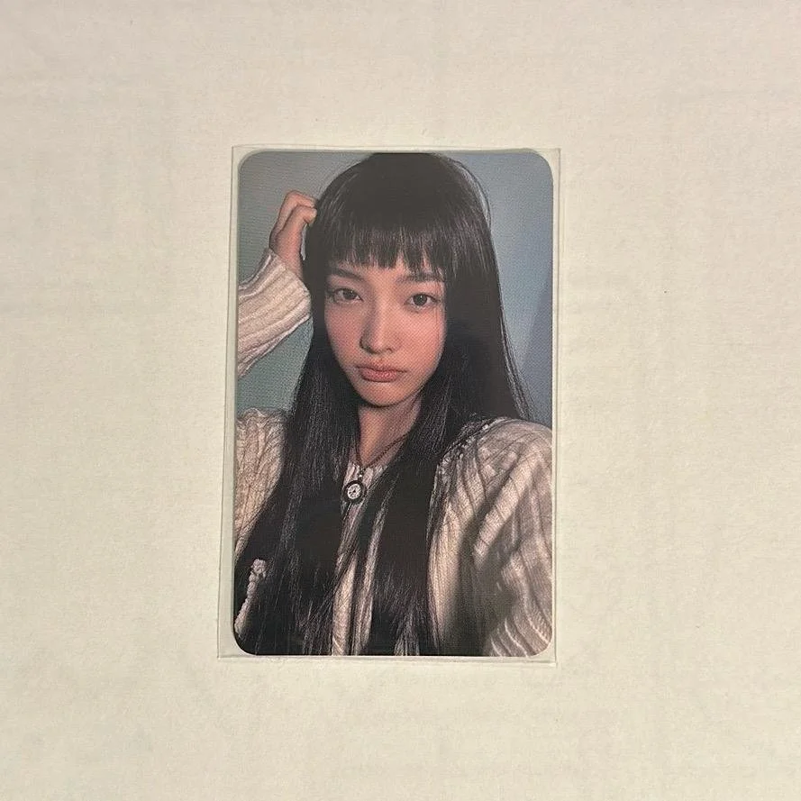 ILLIT - [SUPER REAL ME] 1st Mini Album WEVERSE ALBUMS Version — Rock