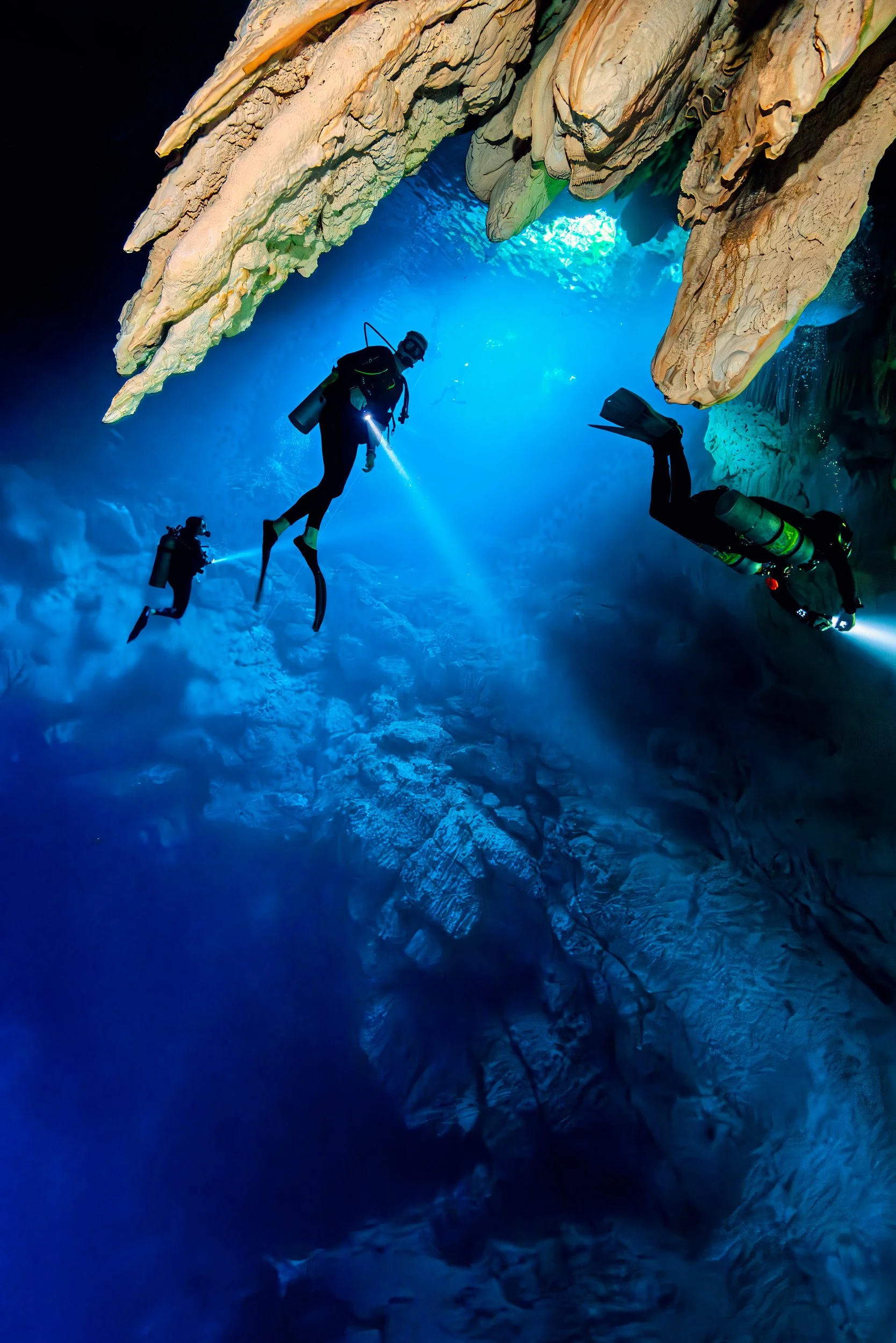 Cenote El Pit - Mexico