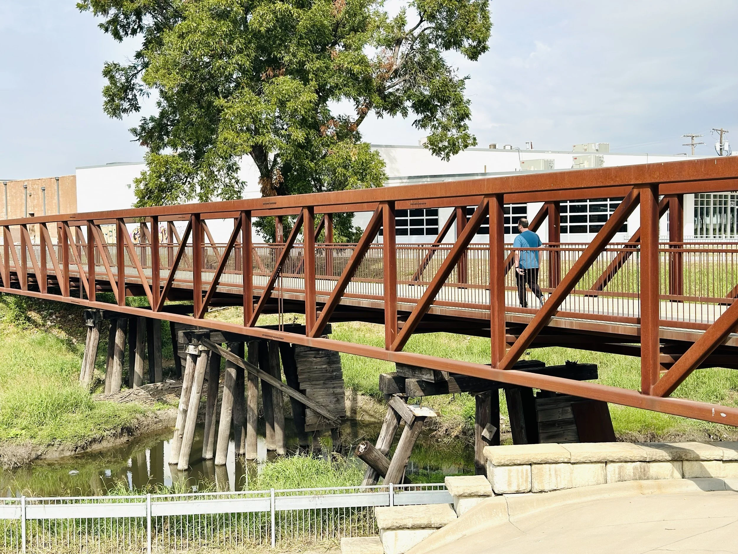 trail-bridge-2.jpg