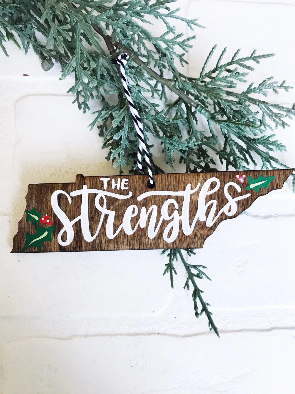 https://i.etsystatic.com/13638923/r/il/d9aac5/1694192980/il_fullxfull.1694192980_h7di.jpg