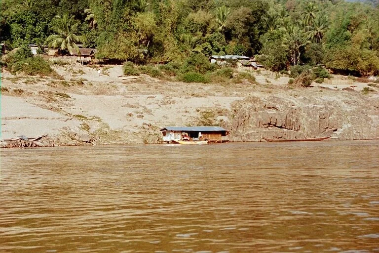 1044.jpg