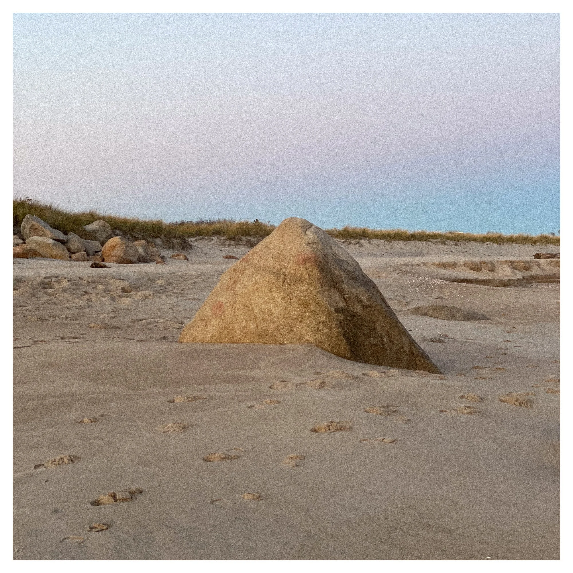 Album Review/ Alt Folk : Glenn Thomas’ ‘Inevitables’