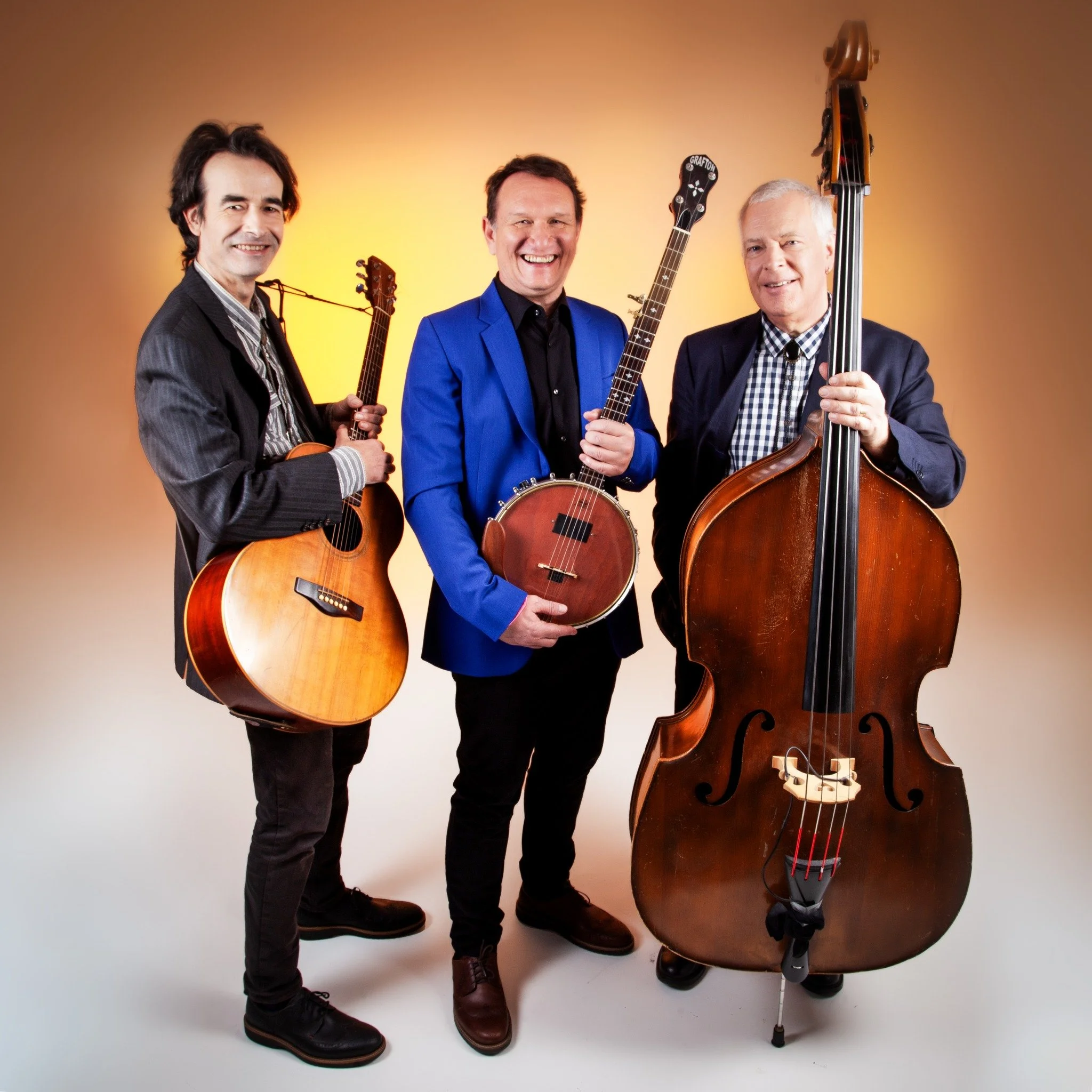 Song Review/ Alt Folk : The Joff Lowson Trio’s ‘Little Door’