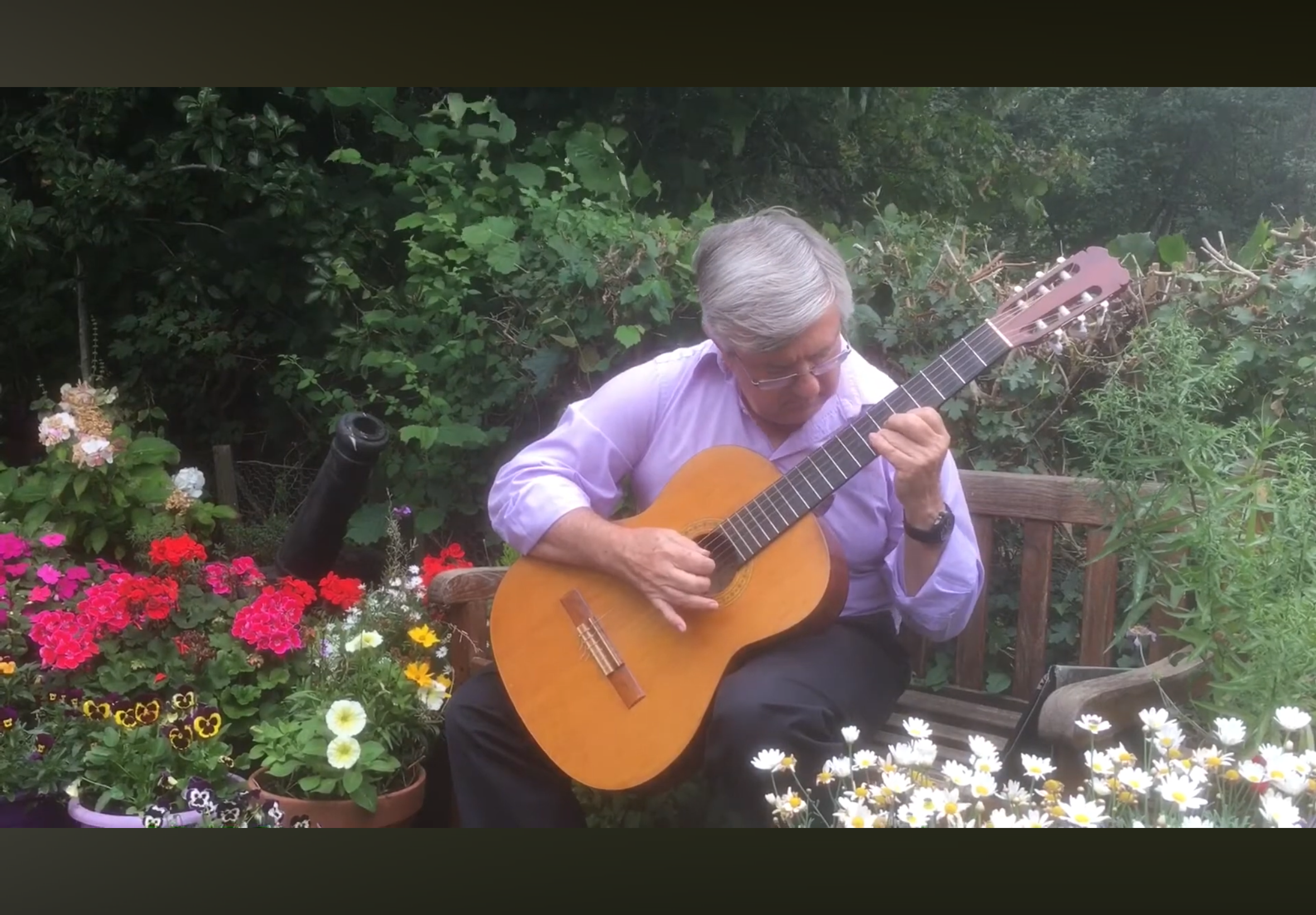 Song Review/ Acoustic : Martin Lloyd Howard’s ‘Highland Mist’ 