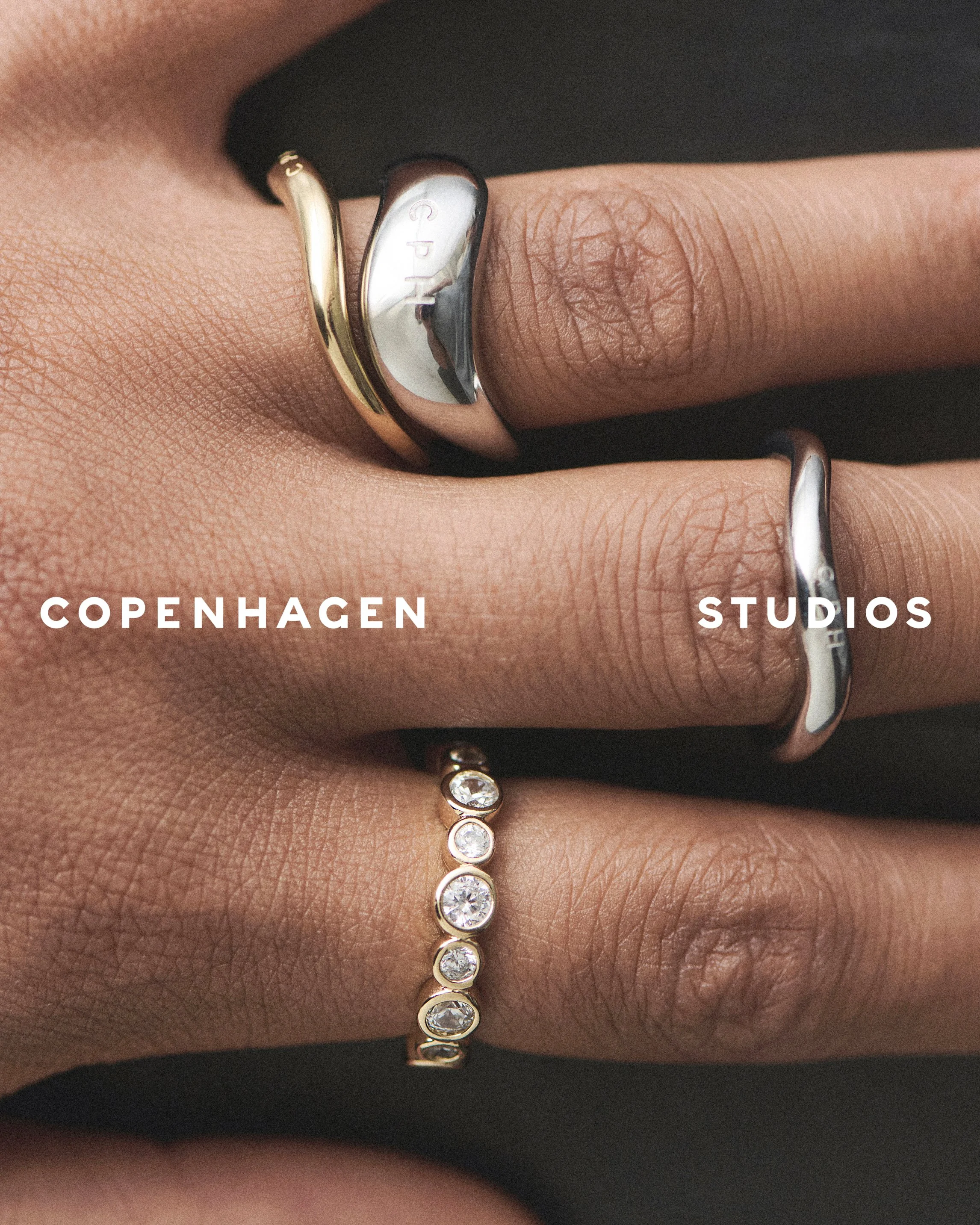 260810_cph_look30_1582_logo.jpg