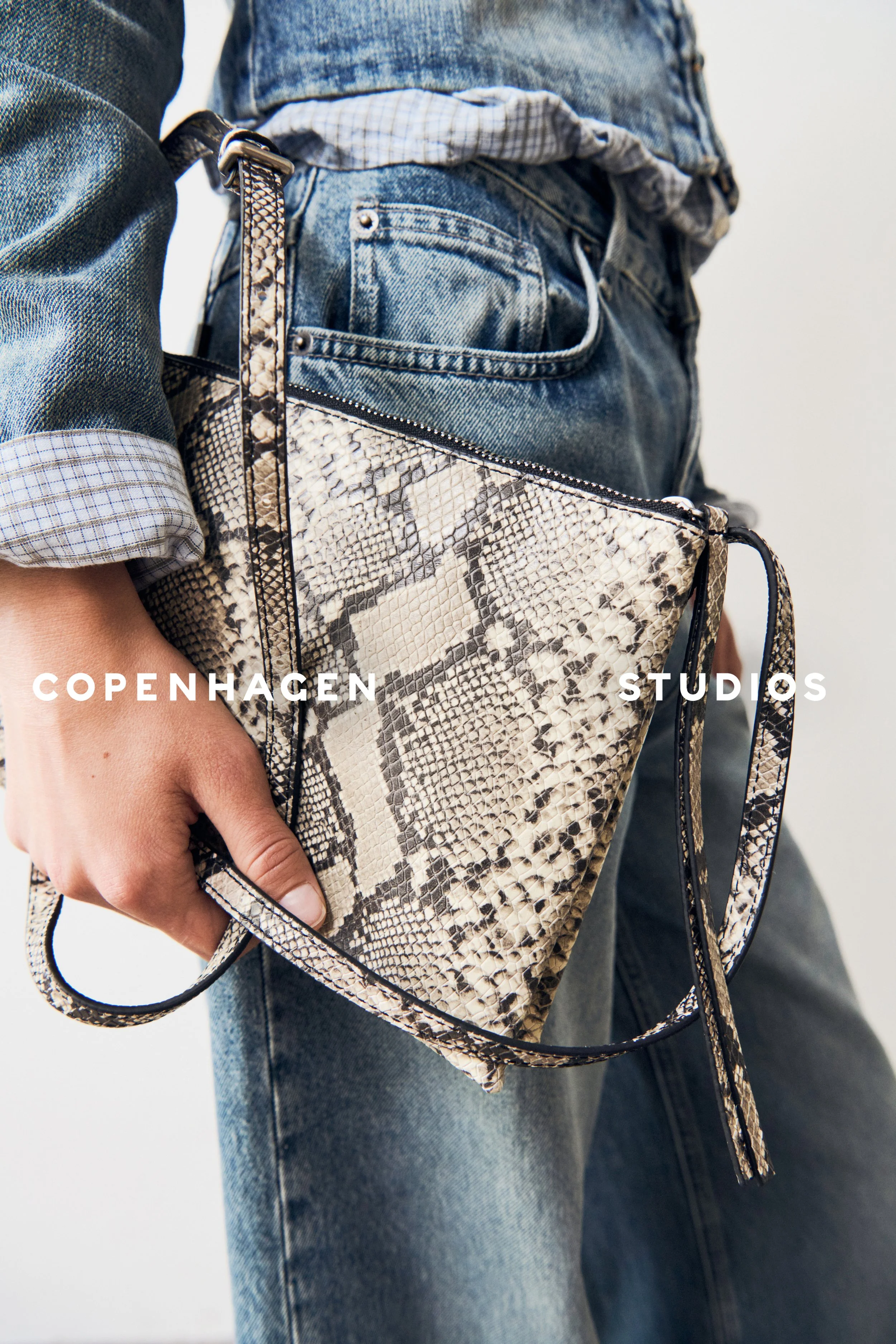 CPHBAG27_leather_Snake-036 copy.jpg