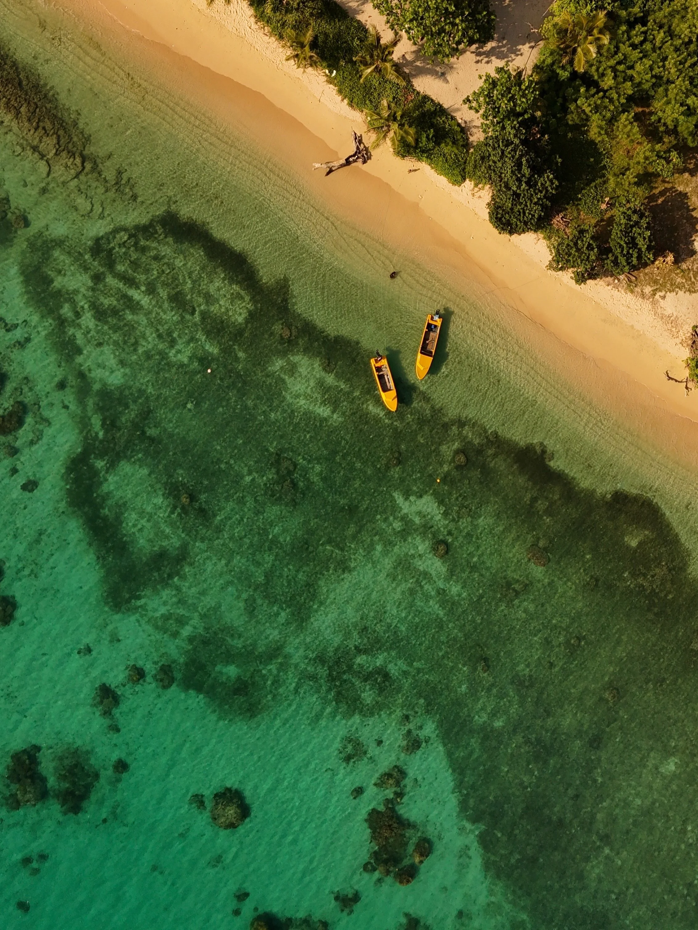 Pele Island&hellip; the most beautiful day trip from Port Vila in Vanuatu. Would you travel to Pele Island? 

@vanuatuislands 

#vanuatu #vanuatutravel #vanuatutourism #peleisland #vanuatumoments