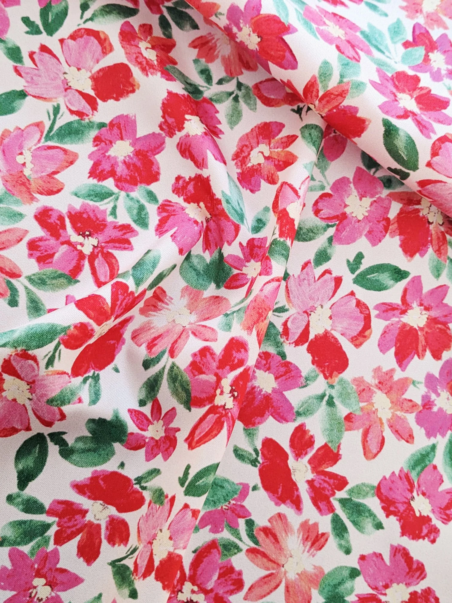 ACRYLIC PAINTED FLORAL RED PRINT DESIGN BY  LAURA ORTIZ.jpg
