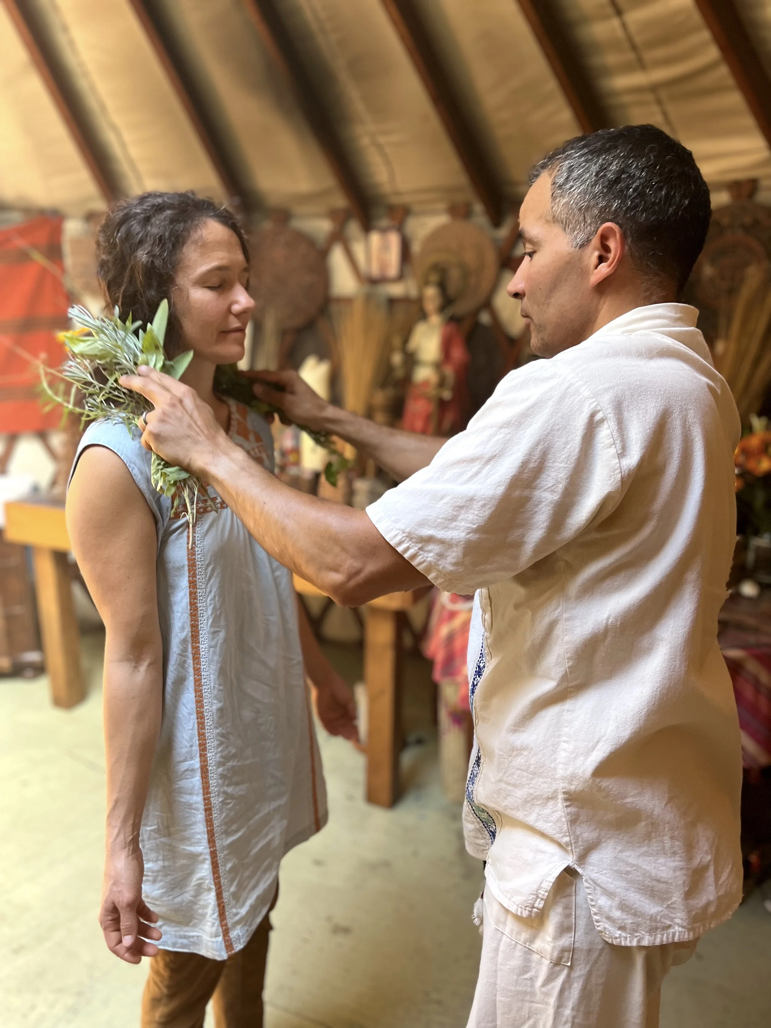 202310-Adam-Laufer-ramos-limpia-traditional-healer-cleaning.jpeg