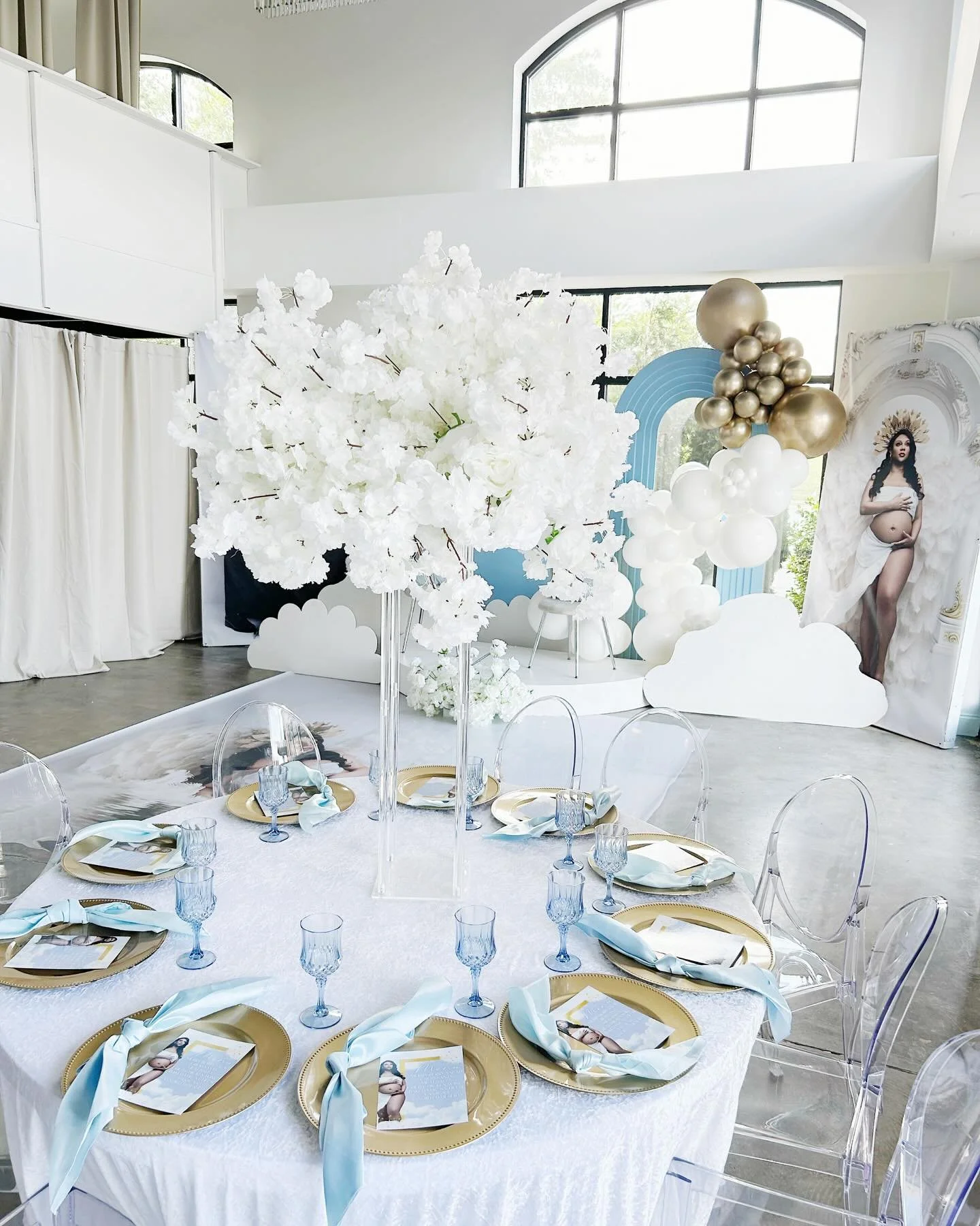 Just here celebrating all the little blessings. Especially this sweet child on the way 🩵☁️

Design: @dreamtouchbyhevenly 
Photobooth: @360plusraleigh 
Catering: @q_thepullup_chef 

#eventvenue #babyshower #weddingvenue #raleighweddings #raleighevent