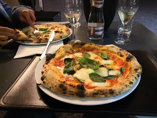 Tavoli Pizzeria