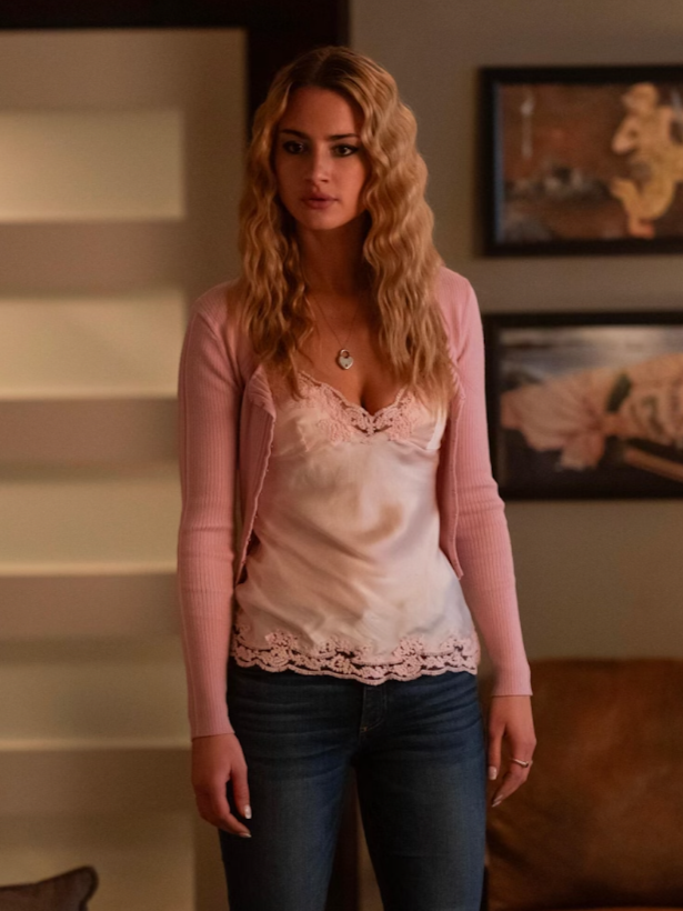 The Fashion in Tell Me Lies Is Pure 2000s Perfection