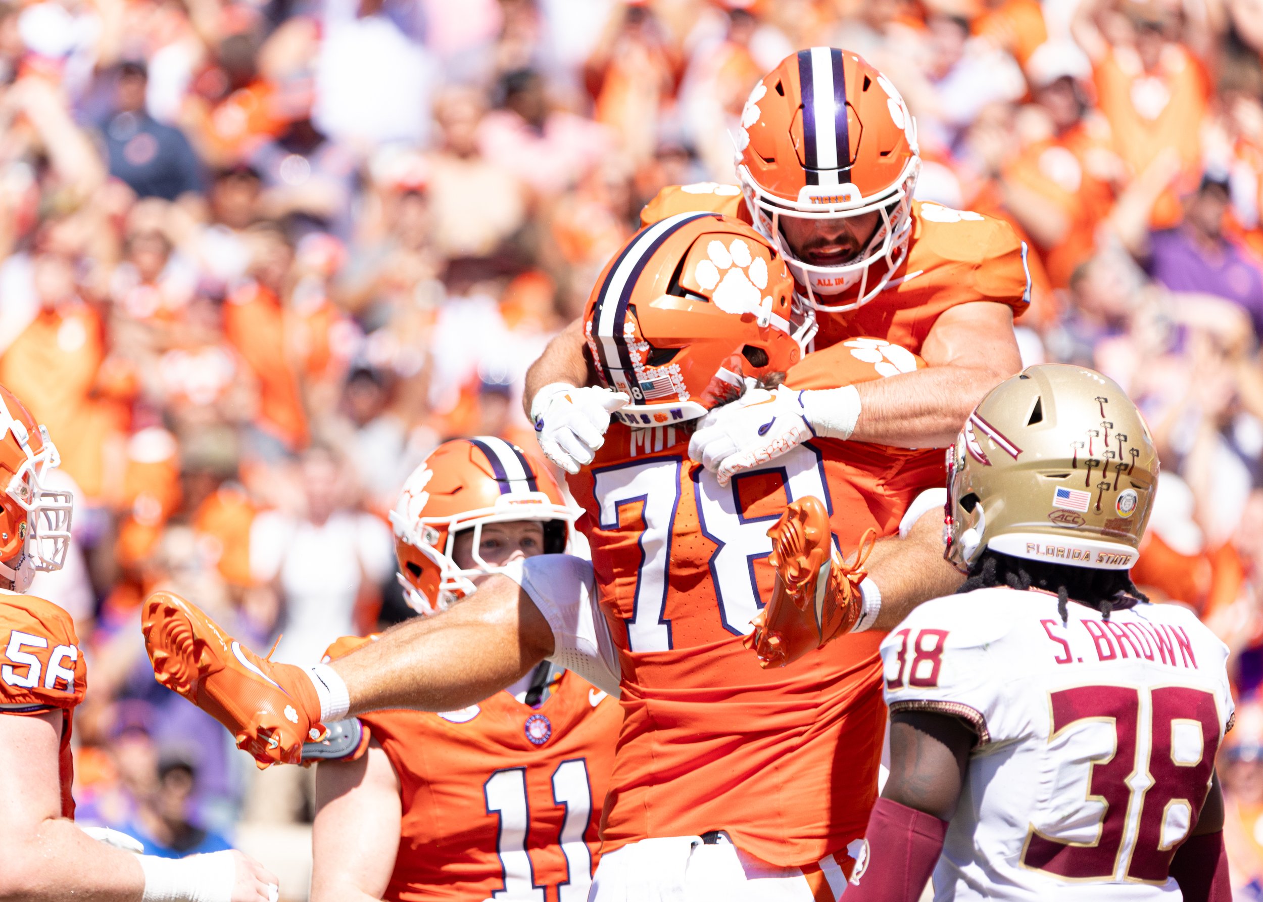 ADENT-  FSU action-122.JPG