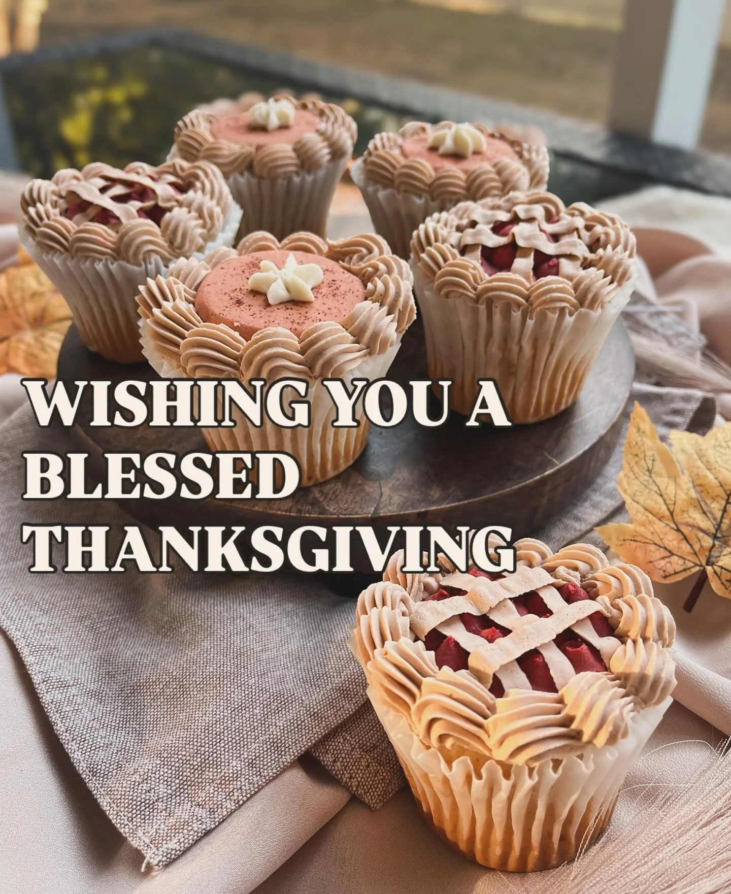 From our home to yours...
.
.
.
.
Happy Thanksgiving 🍁 
.
.
~Judith 🤎